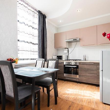 Comfortable Apartment In The Golden Square. Almaty Extérieur photo